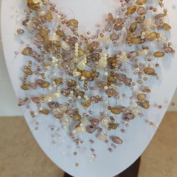 Incredible Illusion Necklace vintage pearls stones and crystal beads beige mauve - Picture 4 of 8